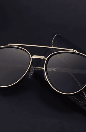 Polarized sun glasses